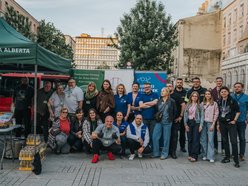 Łódź. Namiot Pełen Wsparcia w Pasażu Schillera już działa! Specjaliści pomagają potrzebującym