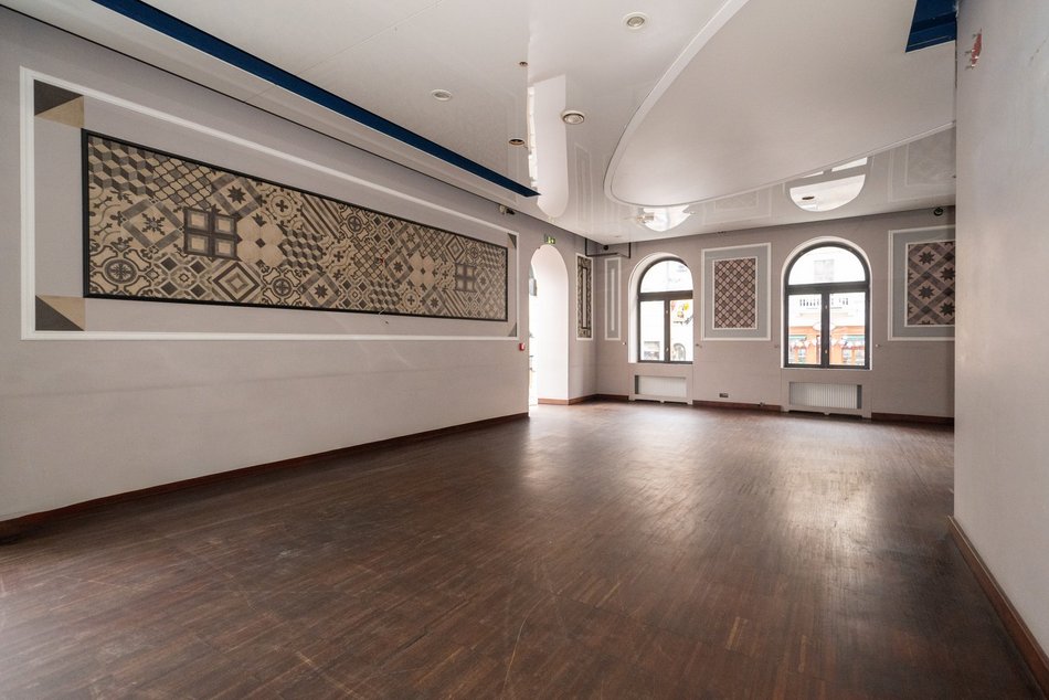 Łódź. Siódemki przy Piotrkowskiej do wynajęcia. Nowa restauracja w słynnej kamienicy? Niekoniecznie!