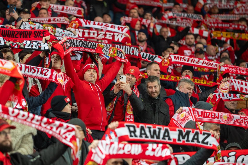 Łódź. Kibice na meczu Widzew Łódź - Lech Poznań. Byłeś/aś? Znajdź się w galerii!