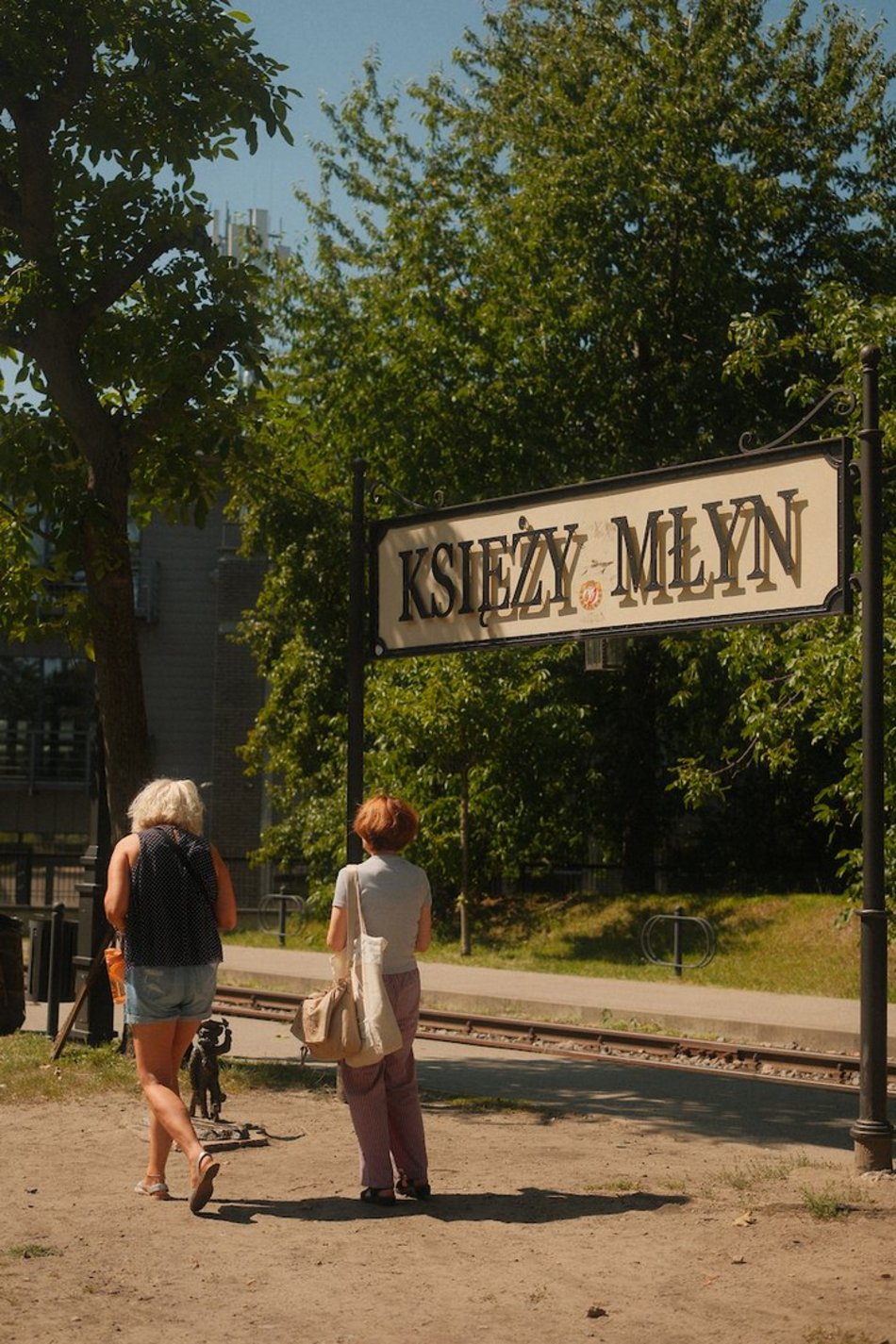 Łódź. Relaks na świeżym powietrzu w Łodzi? Księży Młyn i park Źródliska idealne na długi weekend