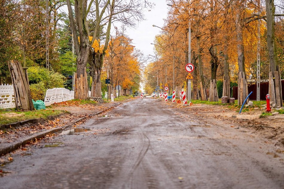 Łódź. Remont Biegańskiego w Łodzi. Trwa demontaż starej nawierzchni
