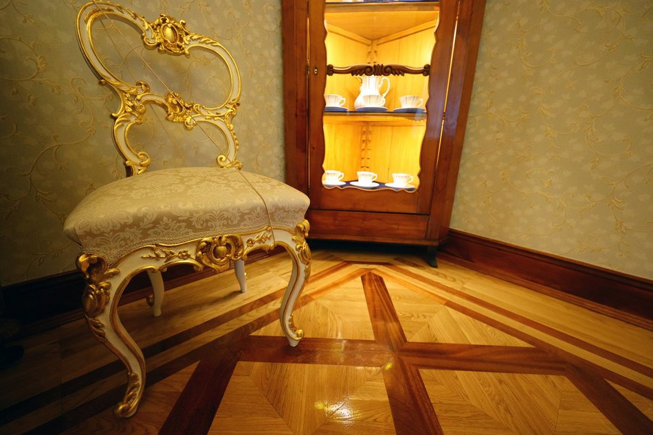 Łódź. Meble w Muzeum Miasta Łodzi