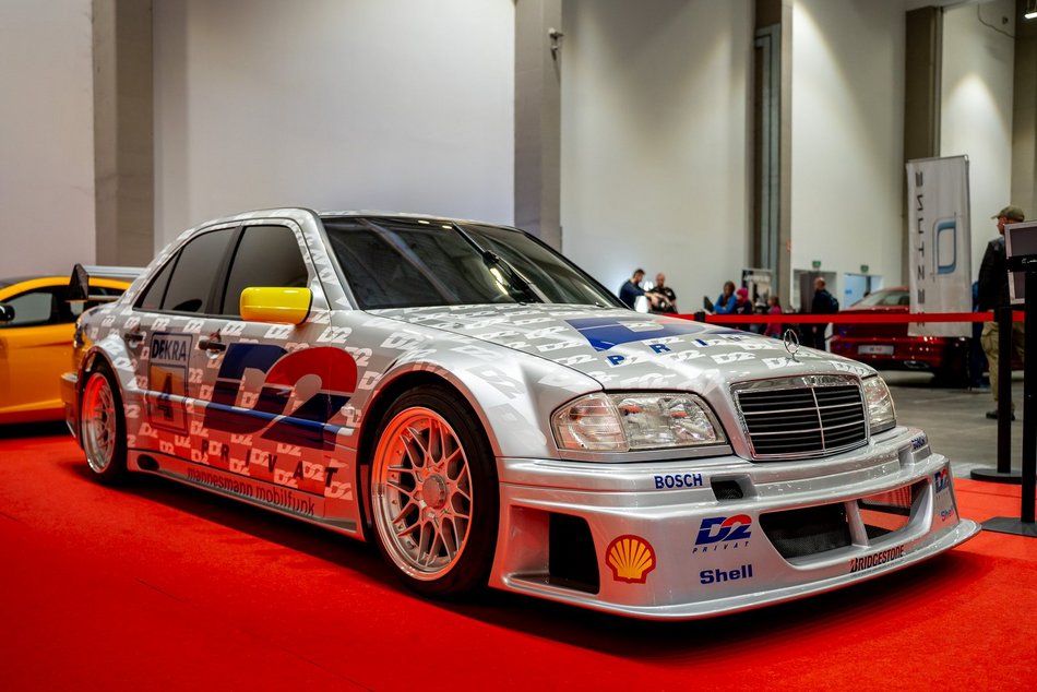 Łódź. Ło!Mot! Łódzkie Targi Motoryzacyjne w Expo Łódź. Wpadnij zobaczyć odjechane samochody!