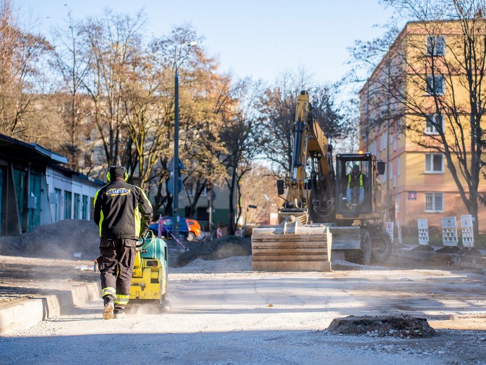 Łodź. Remont ul. Gandhiego w Łodzi