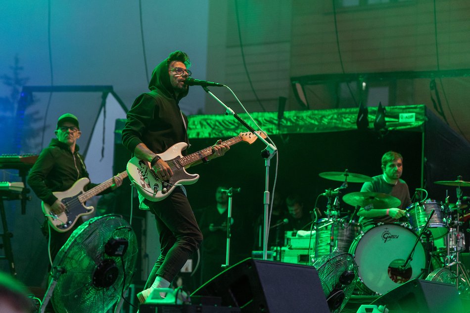 Łódź. Juwenalia 2025 w Łodzi. Tymek i Happysad zagrali na Lumumbowie!