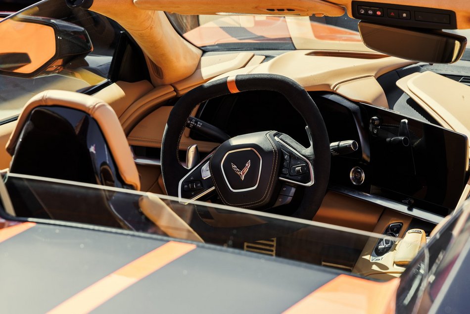 Łódź. Zlot amerykańskich samochodów w Łodzi. Prawdziwe perły motoryzacji