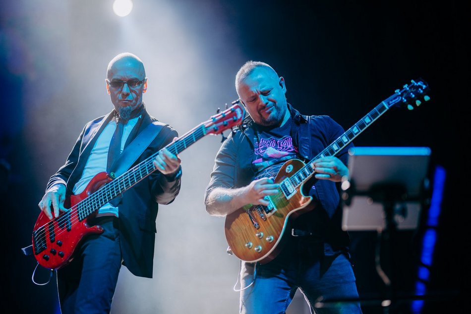 Łódź. Elektryczne Gitary w Atlas Arenie w Łodzi. Kultowe przeboje i tłumy fanów