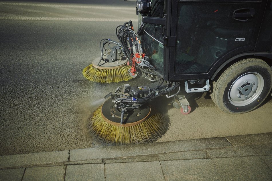 Wiosenne sprzątanie Łodzi. Wśród lokalizacji m.in. Plac Dąbrowskiego