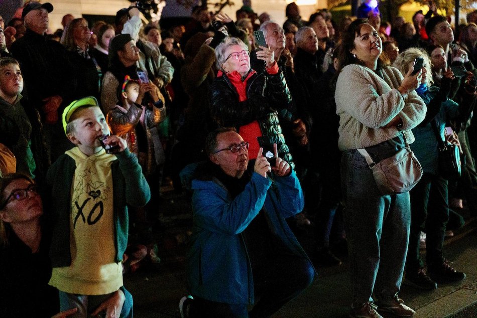Łódź. Tłumy na Light Move Festival Łódź 2025! Mnóstwo pozytywnej energii!