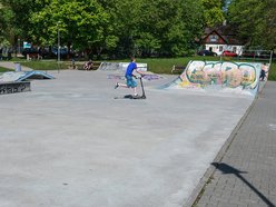 Łódź. Skatepark przy Stawach Jana (ul. Rzgowska)