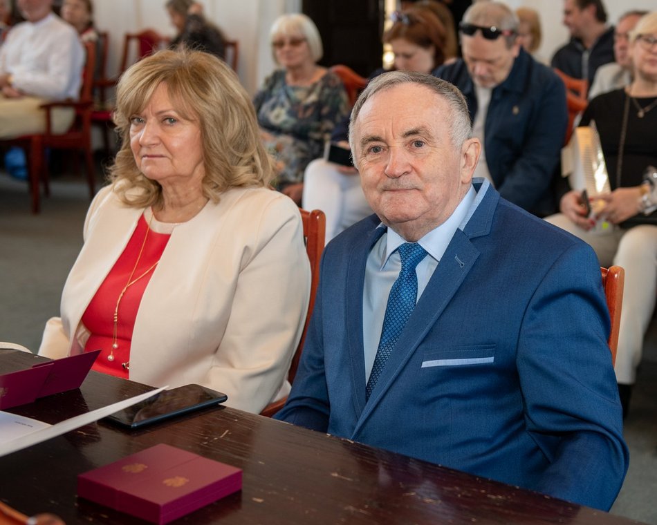 Medale za długoletnie pożycie małżeńskie trafiły do jubilatów z Łodzi.