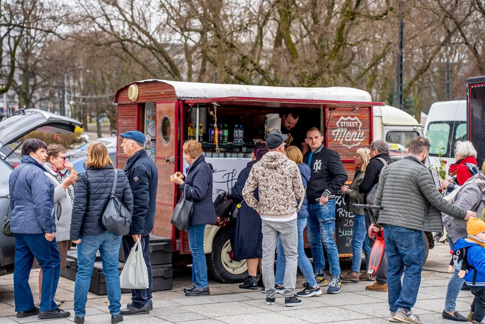 Stary Rynek otwarty po remoncie