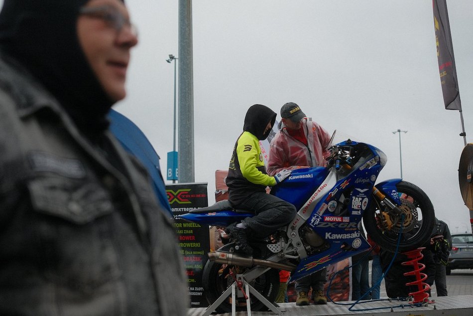 Łódź. Sezon motocyklowy w Łodzi zakończony! Pasjonaci spotkali się pod Portem Łódź