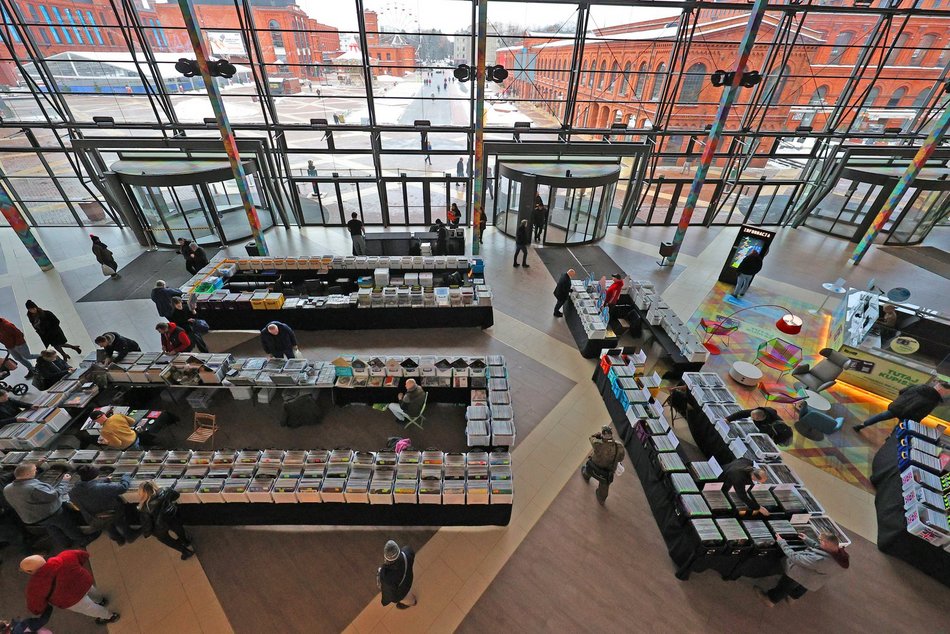 Giełda płyt winylowych w Manufakturze