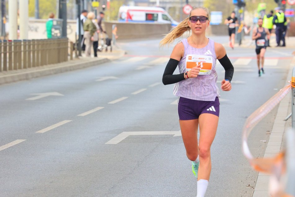 Łódź. DOZ Maraton Łódź 2026. Brałeś udział w biegu? Odszukaj się w galerii i zapisz na pamiątkę!