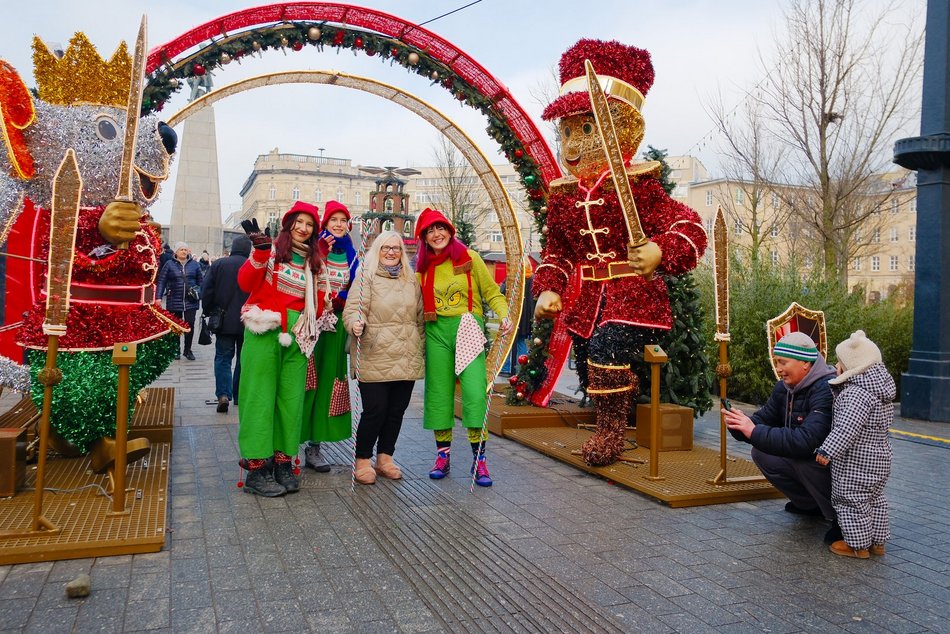 Łódź. Nie masz pomysłu na wieczór w Łodzi? Jarmark Bożonarodzeniowy brzmi, jak plan!