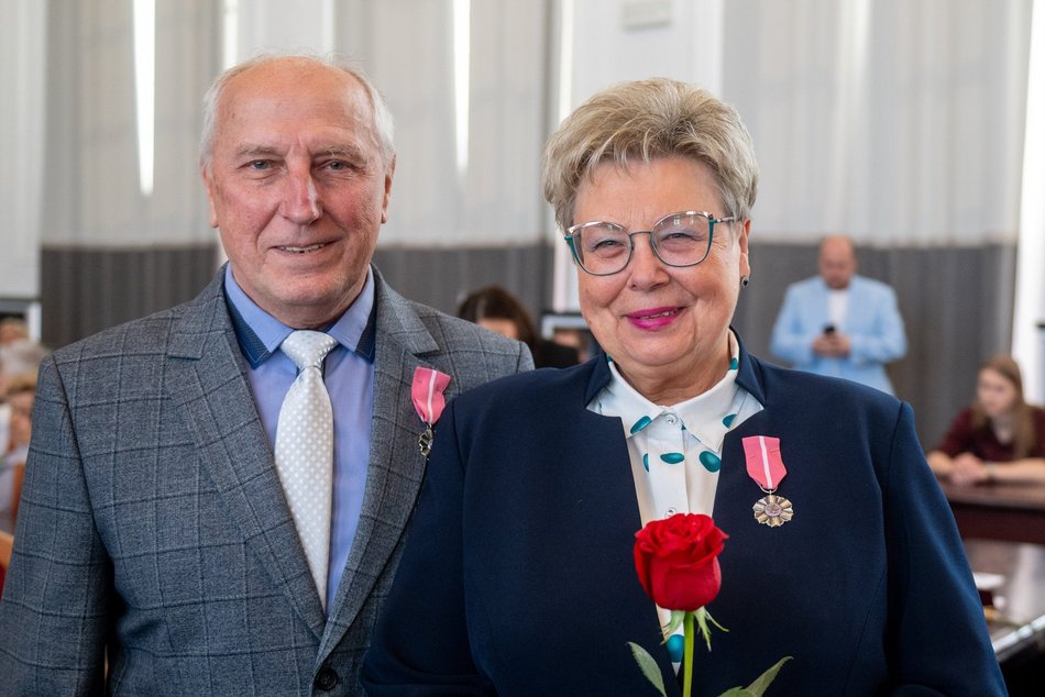 Łódź. Medale za długoletnie pożycie małżeńskie. Ich miłość przetrwała pół wieku!