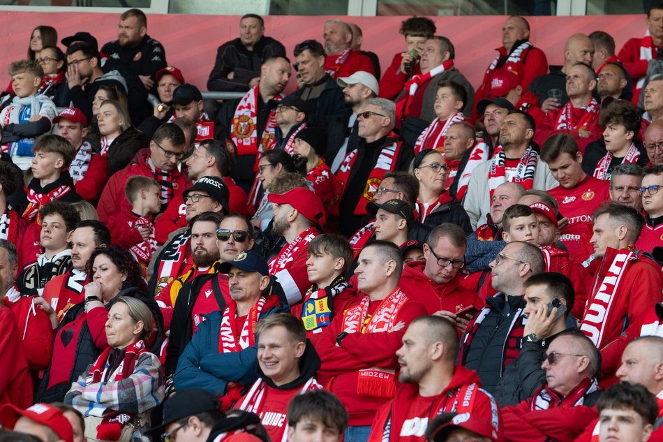 Łódź. Kibice na meczu Widzew Łódź - Lechia Gdańsk. Byłeś/aś? Znajdź się na trybunach!