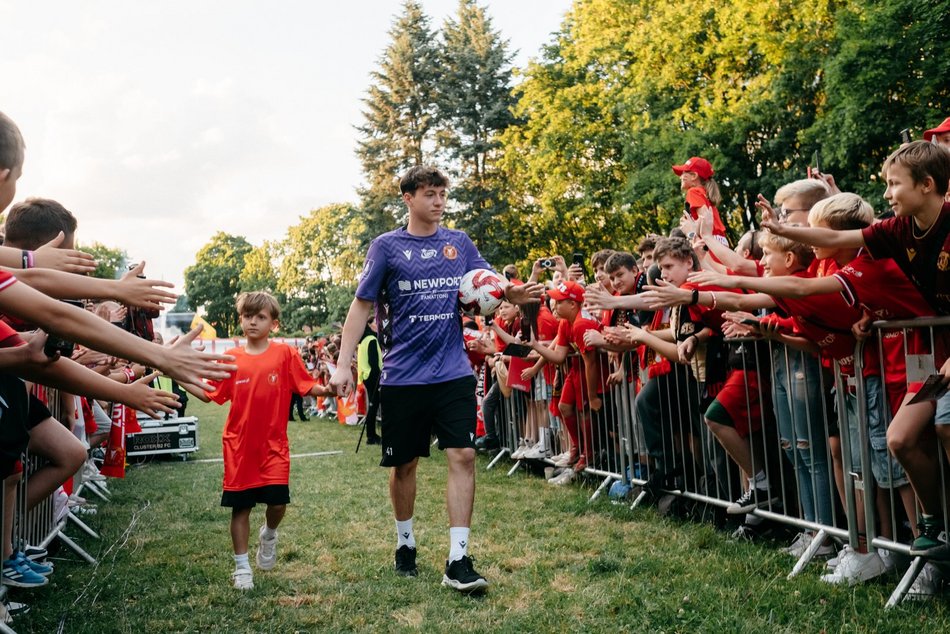Widzew Łódź zaprezentowany! Byłeś/aś w parku Widzewskim? Odszukaj się w galerii!