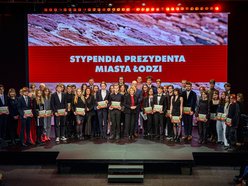 Łódź. Młodzi w Łodzi 2025. Stypendia dla najzdolniejszych rozdane