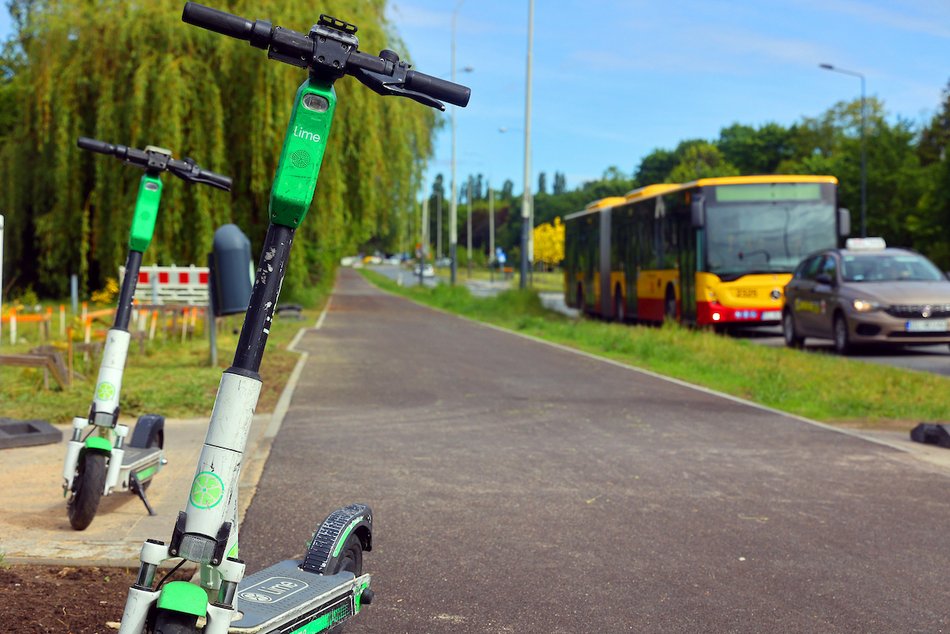 Łódź. Nowa droga rowerowa na Retkini w Łodzi. Trasa jest już otwarta dla rowerzystów