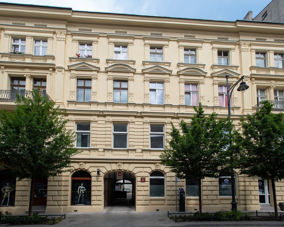 Kamienica przy ul. Nawrot 2a