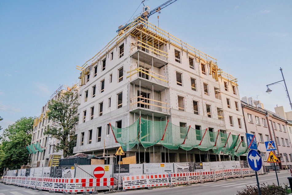 Łódź. Mieszkania, remonty i park przy Lipowej