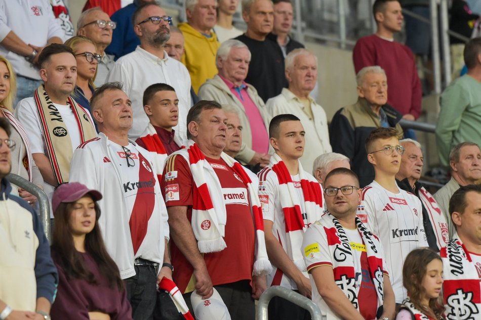 Kibice na meczu ŁKS Łódź z Polonią Bytom. Byłeś/aś tam? Odszukaj się w galerii!