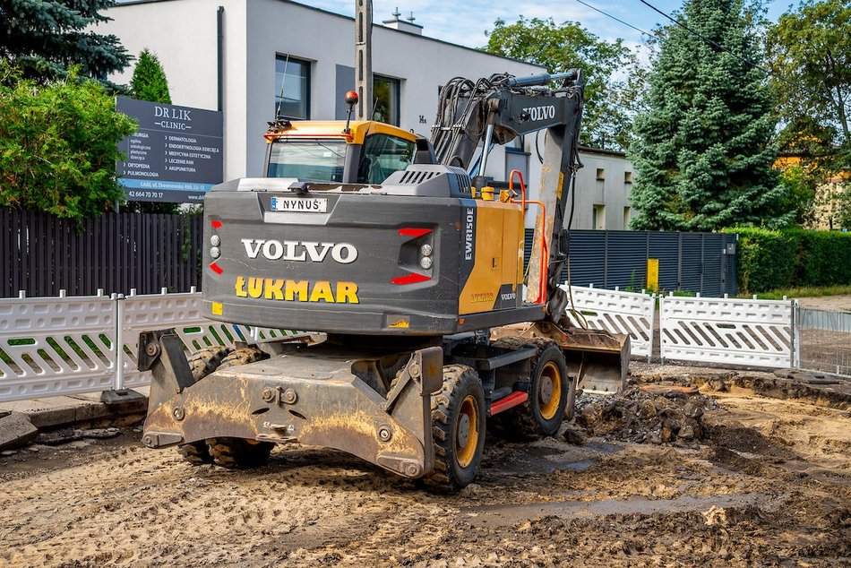 Łódź. Remont Kniaziewicza. Po pierwszych rozbiórkach czas na prace ziemne