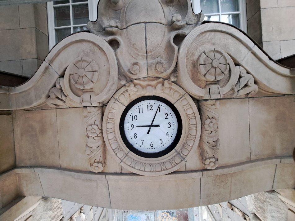 Łódź. Remont Kamienicy Siemensa w Łodzi postępuje. Niebawem znikną rusztowania!