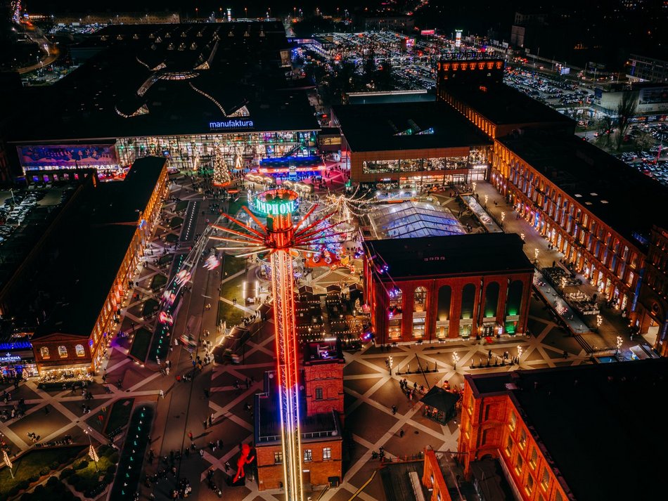 Łódź. Jarmark w Manufakturze w Łodzi tętni życiem. Tam poczujesz świąteczną atmosferę!