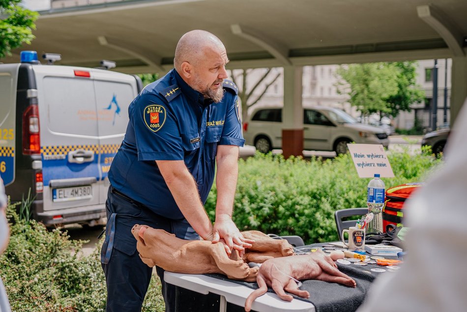 Łódź. Parada Kundelków na Piotrkowskiej