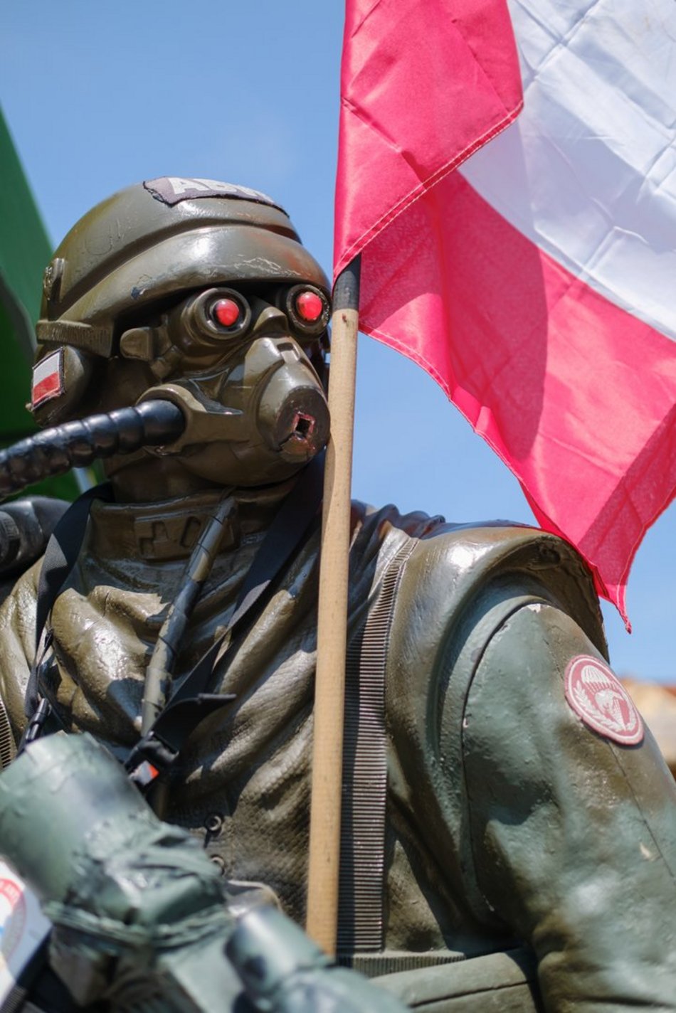 Łódź. Piknik Weterana w Manufakturze w Łodzi. Polscy bohaterowie, ekspozycje i wystawy