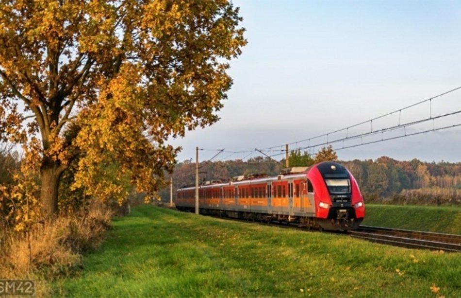 Łódź. Pociągiem z Łodzi do Poznania. Jak pojedziemy w 2026 roku? Sprawdź!