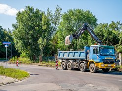 Remont Szparagowej i Wersalskiej wystartował. Dwie ulice na Teofilowie zyskają nowy asfalt i chodniki
