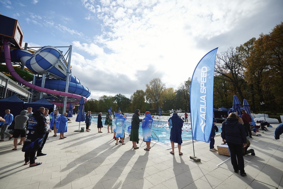 Aquapark Fala przyciągnął 130 pływaków na zawody Zimno i Fajnie
