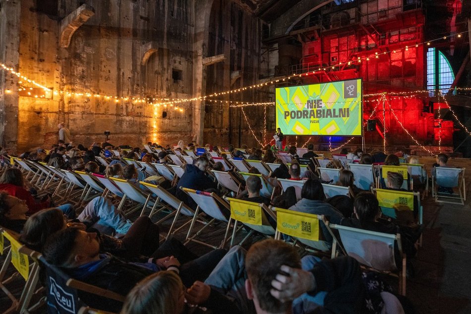 Łódź. TME Polówka w Łodzi. Publiczność w Fuzji obejrzała „Dzień Świra”