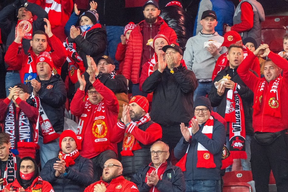 Kibice na meczu Widzewa Łódź z Radomiakiem Radom