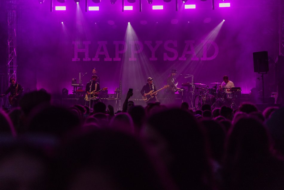 Łódź. Juwenalia 2025 w Łodzi. Tymek i Happysad zagrali na Lumumbowie!