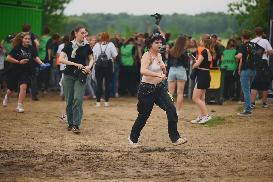 Deszcz im niestraszny! Pierwsi festiwalowicze rozpoczęli trzeci dzień Łódź Summer Festival 2025!