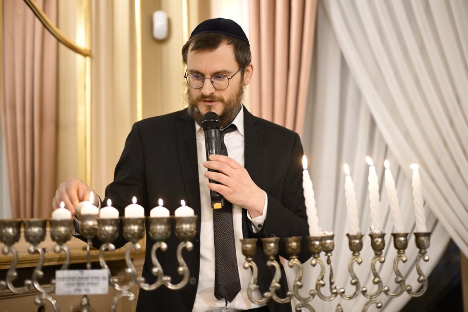 W Pałacu Poznańskiego zapłonęły świece chanukowe