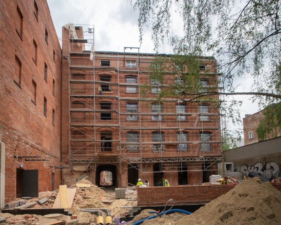 Fabryki przy ul. Sienkiewicza 61 i 63 - remont