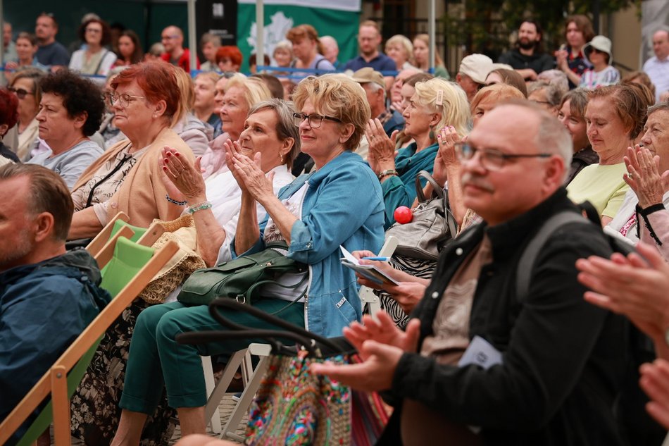 Łódź. Letnie Koncerty w Altanie. Filmowa muzyka w interpretacji zespołu Tripper Stompers