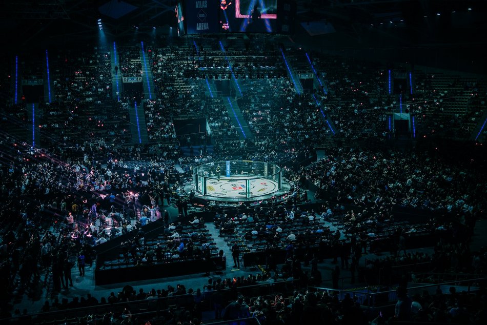 KSW w Atlas Arenie. Dwie emocjonujące walki mistrzowskie z zawodnikami z Łodzi