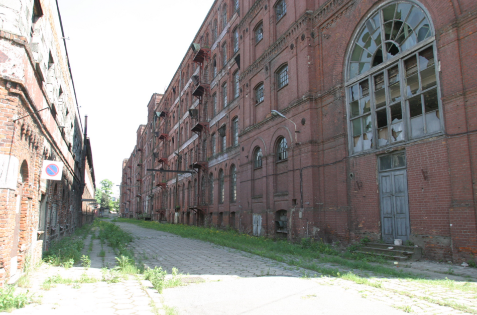 Łódź. Manufaktura na początku XXI wieku. Te zdjęcia zachwycą fanów urbexu i... każdego Łodzianina!