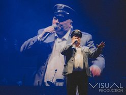 Łódź. Krzysztof Skiba z zespołu Big Cyc
