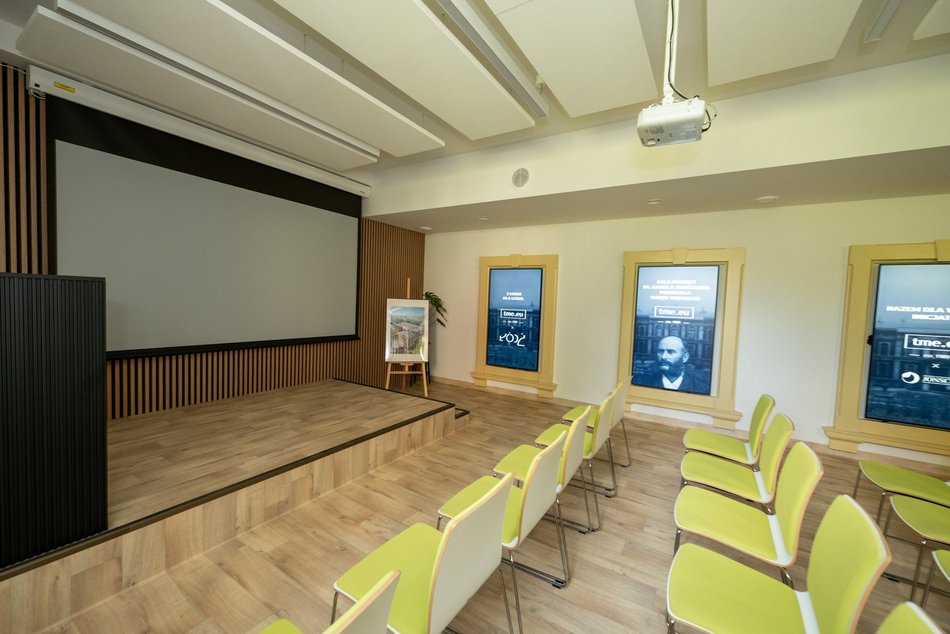 Łódź. Nowa sala konferencyjna w szpitalu Jonschera w Łodzi