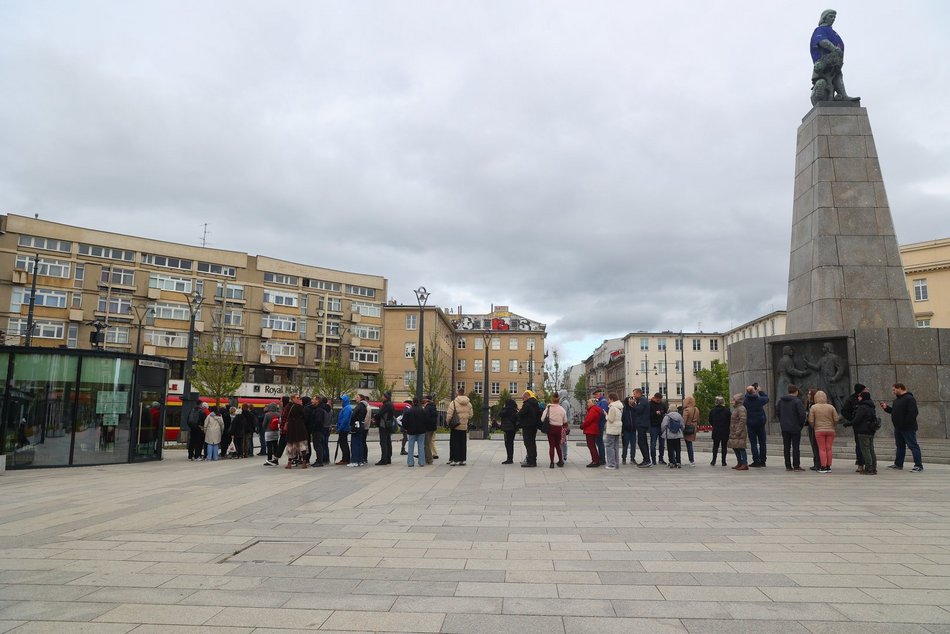 Noc Muzeów Łódź 2025. Muzeum Kanału Dętka przyciągnęło tłumy na plac Wolności