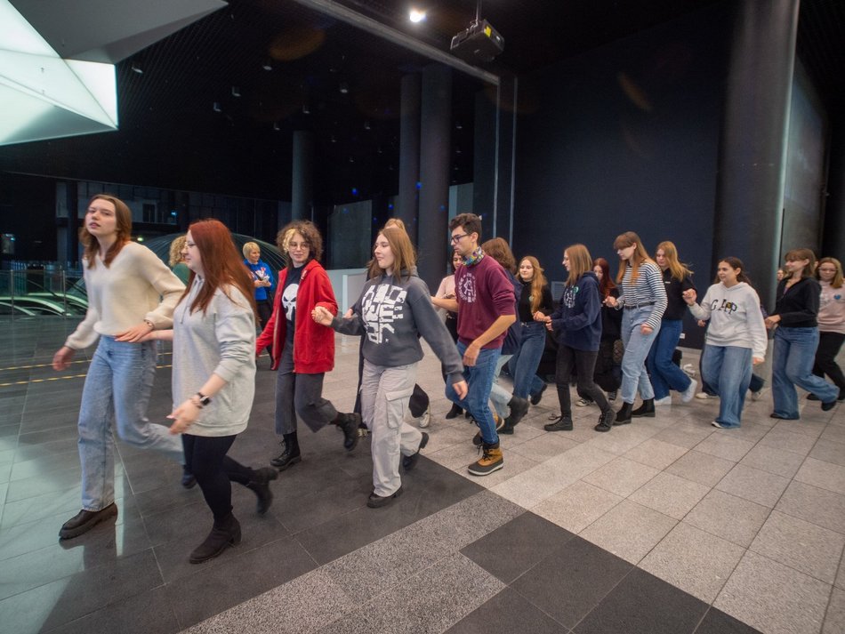 EC1 Łódź - belgijkę tańczą licealiści z II LO, III LO i XI LO