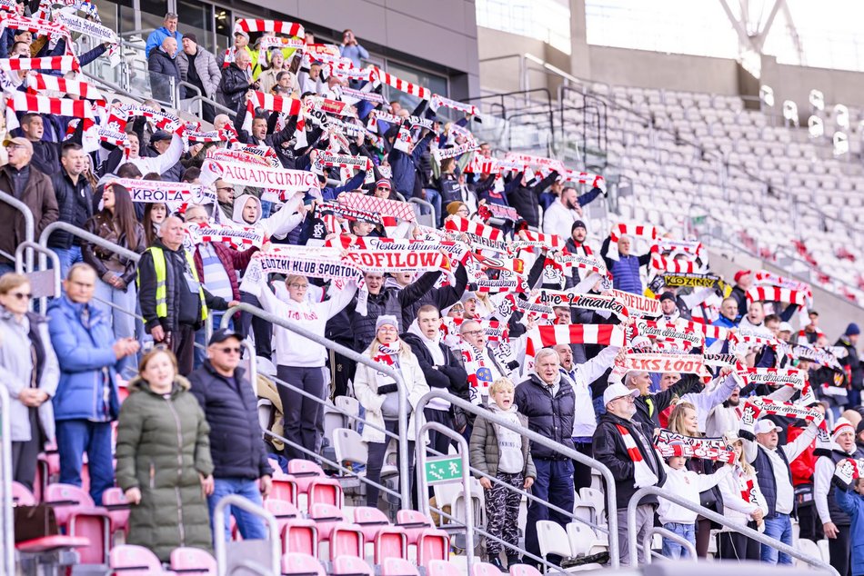 Kibice na meczu ŁKS Łódź z GKS Tychy. Byłeś? Znajdź się w galerii!